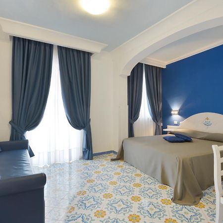 La Pineta Hotel Beach & Spa Acciaroli Quarto foto